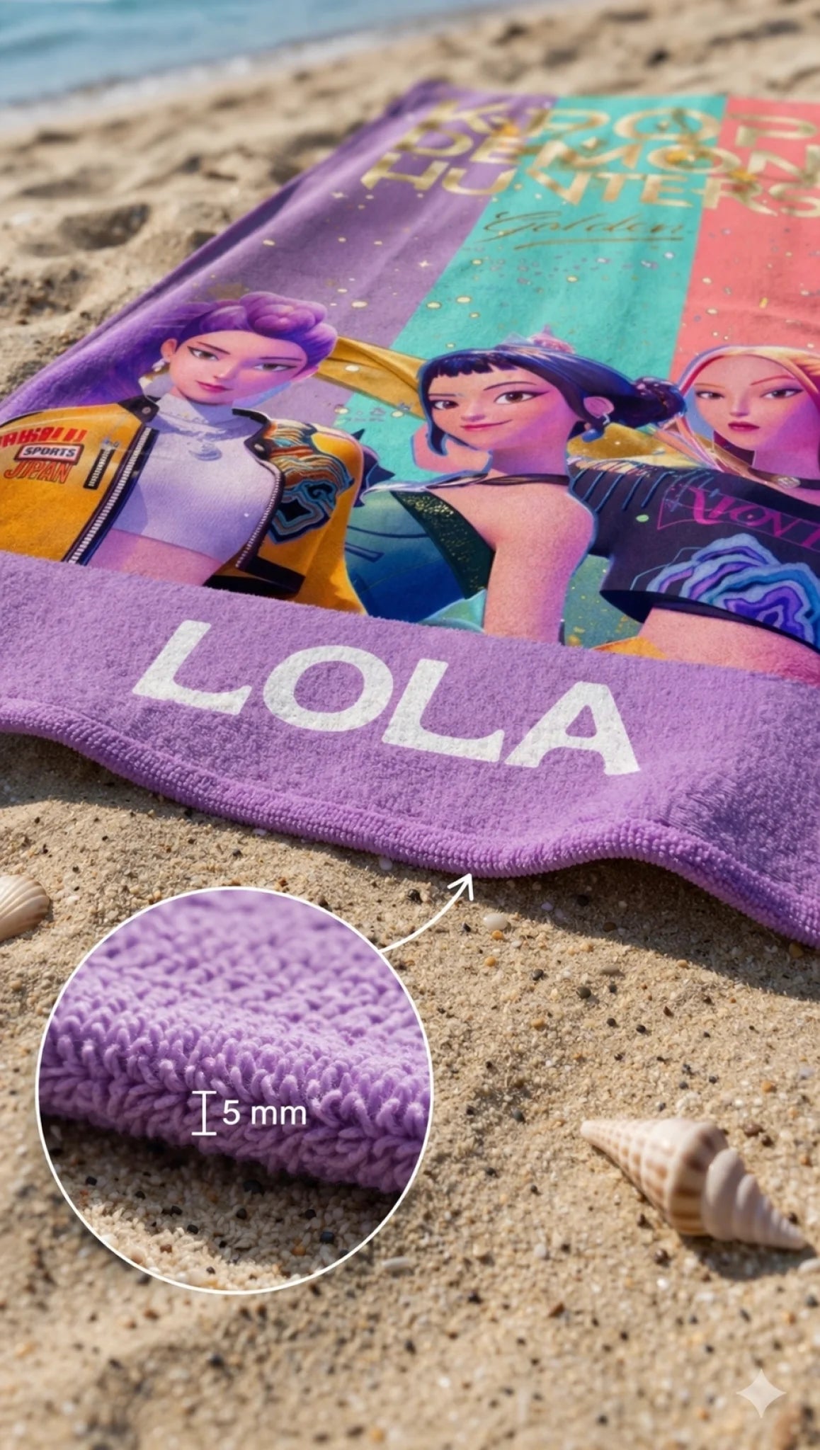 Serviette colorée au bord de mer